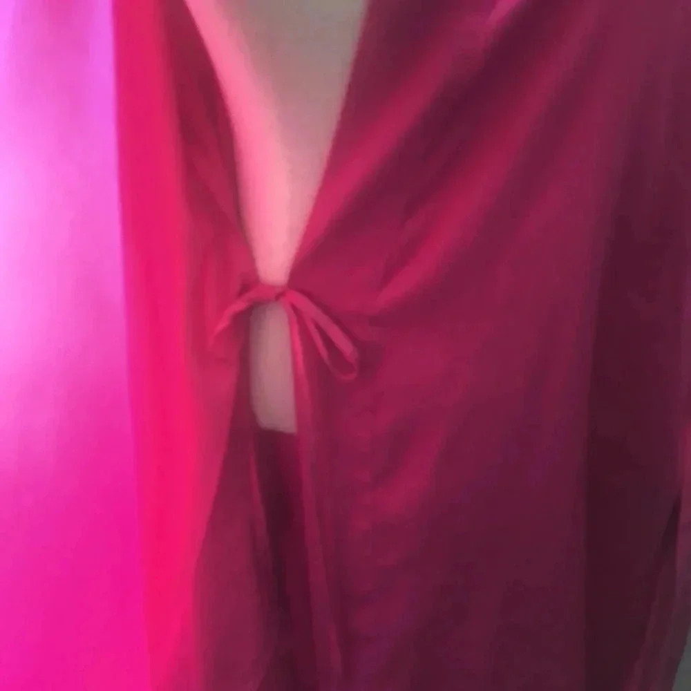Pink Morgan Taylor Silk Robe - Picture 5 of 7